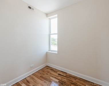 4012 W Armitage Avenue - Photo Thumbnail 3