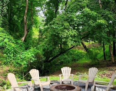 165 Corbin Hill Road - Photo Thumbnail 15