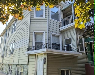 636 13th Avenue - Photo Thumbnail 1