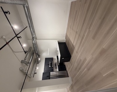 3801 W 26th Street - Photo Thumbnail 2