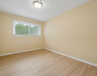 5112 Main Street - Photo Thumbnail 7