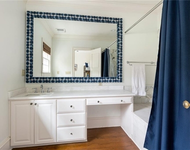 1811 Lenox Road Ne - Photo Thumbnail 63