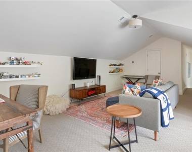 1811 Lenox Road Ne - Photo Thumbnail 79
