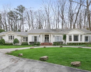 1811 Lenox Road Ne - Photo Thumbnail 108