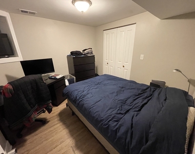3502 N Sheffield Avenue - Photo Thumbnail 8