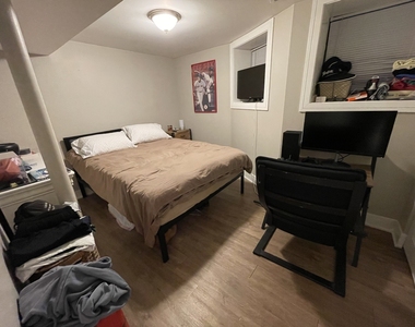 3502 N Sheffield Avenue - Photo Thumbnail 5