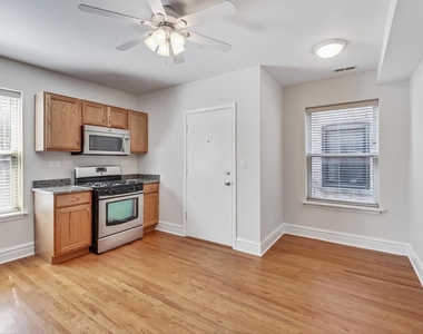 917 W Sunnyside Avenue - Photo Thumbnail 6