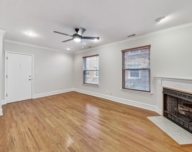 917 W Sunnyside Avenue - Photo Thumbnail 3