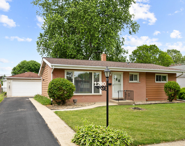 1290 Margret Street - Photo Thumbnail 1