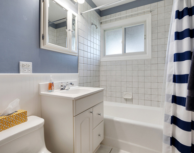 1290 Margret Street - Photo Thumbnail 10