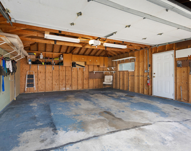 1290 Margret Street - Photo Thumbnail 23