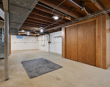 1290 Margret Street - Photo Thumbnail 14