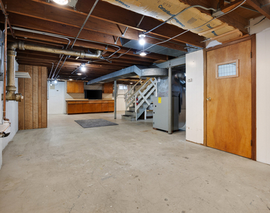 1290 Margret Street - Photo Thumbnail 15