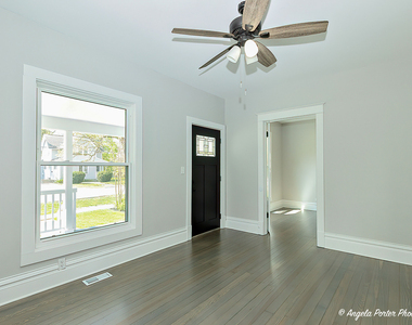 62 Pine Street - Photo Thumbnail 2