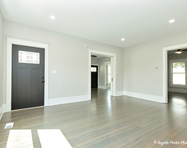62 Pine Street - Photo Thumbnail 7