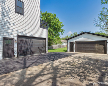 62 Pine Street - Photo Thumbnail 24