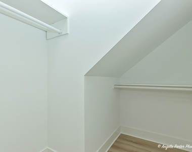 62 Pine Street - Photo Thumbnail 20