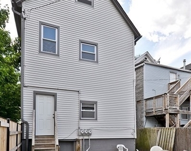 1701 N Maplewood Avenue - Photo Thumbnail 9