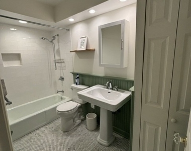110 S Dunton Avenue - Photo Thumbnail 15