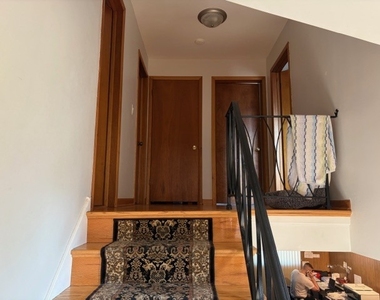 720 N Broadway Avenue - Photo Thumbnail 6