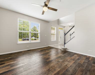 32804 Bending Creek Road - Photo Thumbnail 4