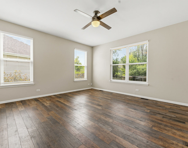 32804 Bending Creek Road - Photo Thumbnail 16