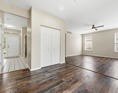 32804 Bending Creek Road - Photo Thumbnail 14