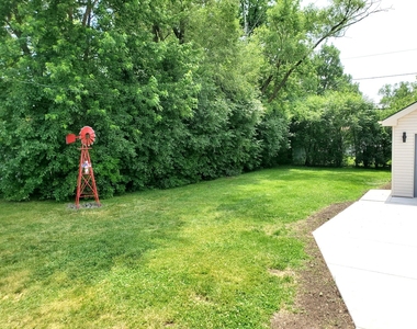 4715 W Lake Avenue - Photo Thumbnail 16