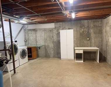 3829 Eastway Drive - Photo Thumbnail 30