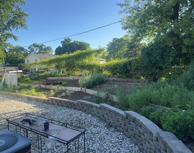 3829 Eastway Drive - Photo Thumbnail 1