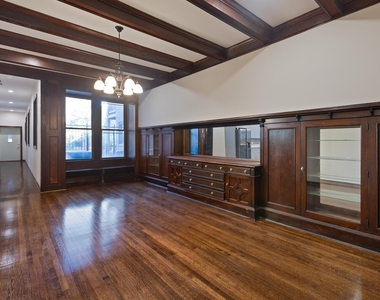 442 E 48th Street - Photo Thumbnail 13