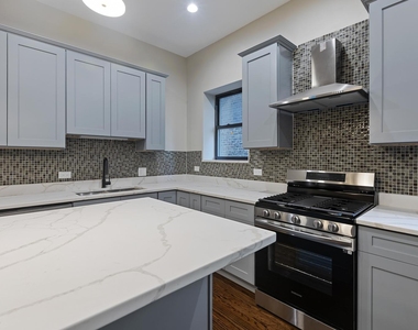 442 E 48th Street - Photo Thumbnail 17