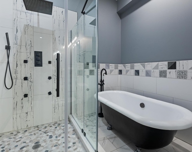 442 E 48th Street - Photo Thumbnail 23