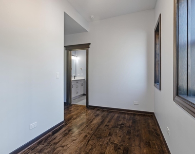 442 E 48th Street - Photo Thumbnail 29