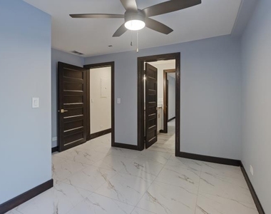 444 E 48th Street - Photo Thumbnail 11