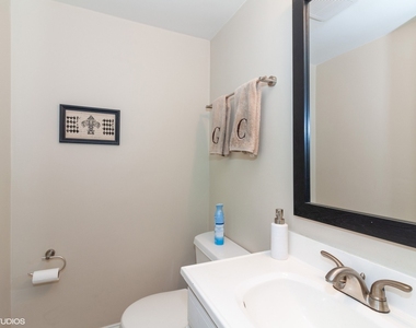 17w764 Lowell Lane - Photo Thumbnail 7