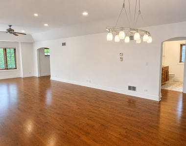 1759 Dewes Street - Photo Thumbnail 3