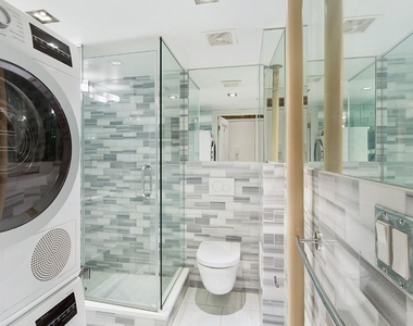234 West 14th Street - Photo Thumbnail 4