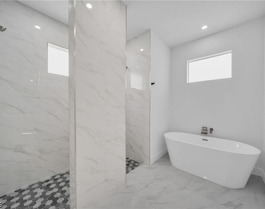 438 Poplar Street - Photo Thumbnail 18