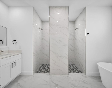 438 Poplar Street - Photo Thumbnail 17