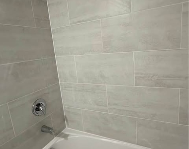 606 Se 8th Street - Photo Thumbnail 16
