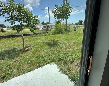 606 Se 8th Street - Photo Thumbnail 19