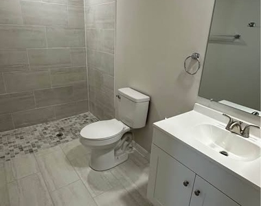 606 Se 8th Street - Photo Thumbnail 11