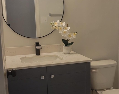 16911 Elmwood Glen Court - Photo Thumbnail 11
