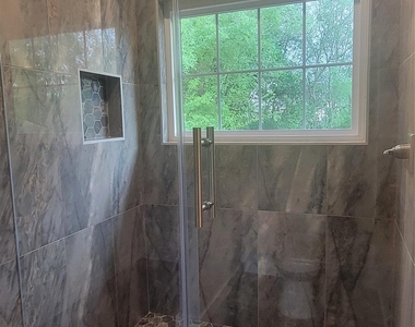 16911 Elmwood Glen Court - Photo Thumbnail 16