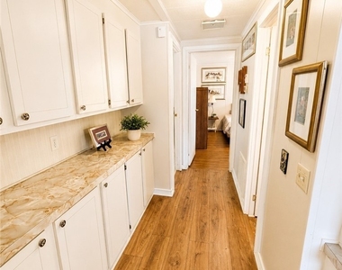 3404 Rainbow Lane - Photo Thumbnail 11