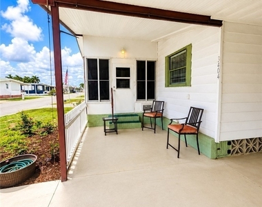3404 Rainbow Lane - Photo Thumbnail 2