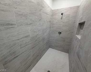 847 Genoa Avenue S - Photo Thumbnail 9
