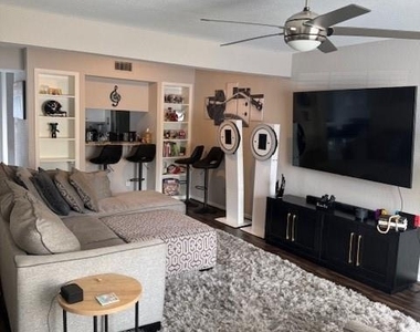 6111 Beverly Hill Street - Photo Thumbnail 3
