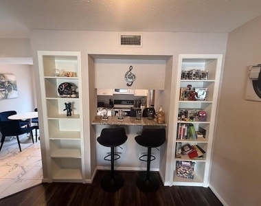 6111 Beverly Hill Street - Photo Thumbnail 11
